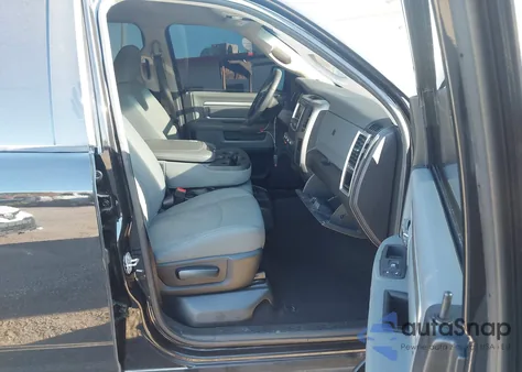 2019 Ram 1500 Classic Slt 4X4 5'7 Box z USA, uszkodzony, nr VIN 3C6RR7LT4KG630072